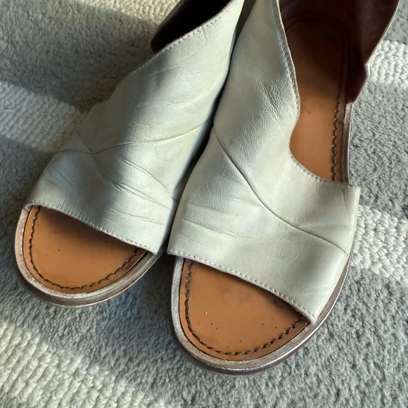 Free People All Leather Mont Blank Asymmetrical Sandals - Picture 2 of 11